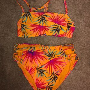 Floral bikini!
